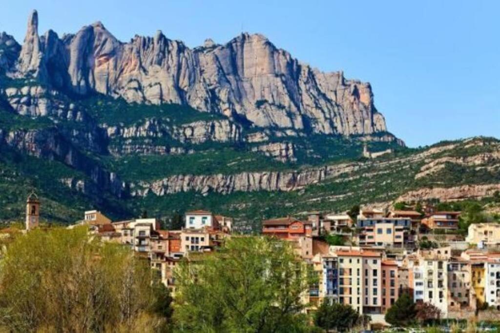 Piso En El Centro De Monistrol De Montserrat Dış mekan fotoğraf